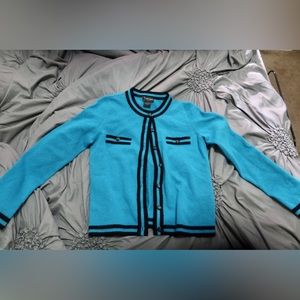 Cashmere sweater from Bloomingdale’s size Medium
